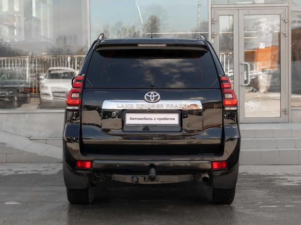 Toyota Land Cruiser Prado 150 Series Рестайлинг 2 с пробегом 2019 года, цена 5 500 000 рублей, 154964 км, внедорожник, Автокод Объявления