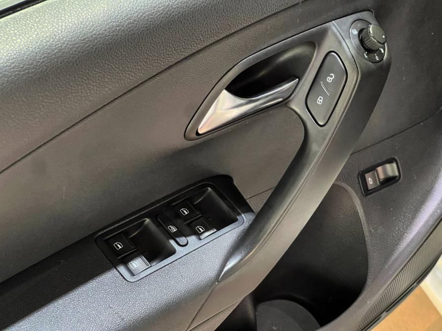 Volkswagen Polo V Рестайлинг Оренбург  - изображение 14