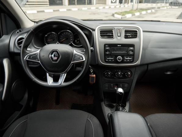 Renault Logan II Рестайлинг с пробегом 2019 года, цена 974 000 рублей, 80722 км, седан, Автокод Объявления