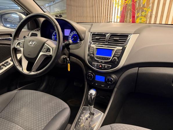 Hyundai Solaris I с пробегом 2013 года, цена 785 000 рублей, 187000 км, хэтчбек, Автокод Объявления