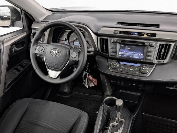 Toyota RAV4 IV (XA40) с пробегом 2014 года, цена 1 875 000 рублей, 99172 км, внедорожник, Автокод Объявления