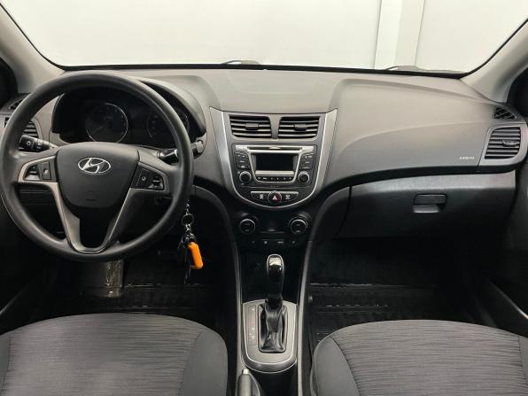 Hyundai Solaris I Рестайлинг с пробегом 2015 года, цена 865 000 рублей, 252953 км, седан, Автокод Объявления