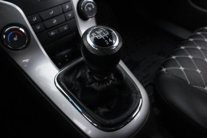 Chevrolet Cruze I Рестайлинг с пробегом 2013 года, цена 810 000 рублей, 139566 км, седан, Автокод Объявления