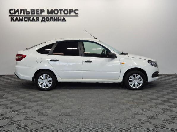 Lada (ВАЗ) Granta I Рестайлинг с пробегом 2019 года, цена 485 000 рублей, 120500 км, хэтчбек, Автокод Объявления