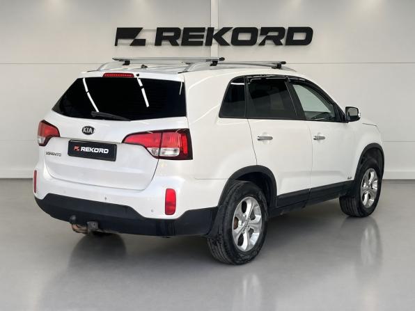 Kia Sorento II Рестайлинг с пробегом 2014 года, цена 1 489 000 рублей, 248000 км, внедорожник, Автокод Объявления