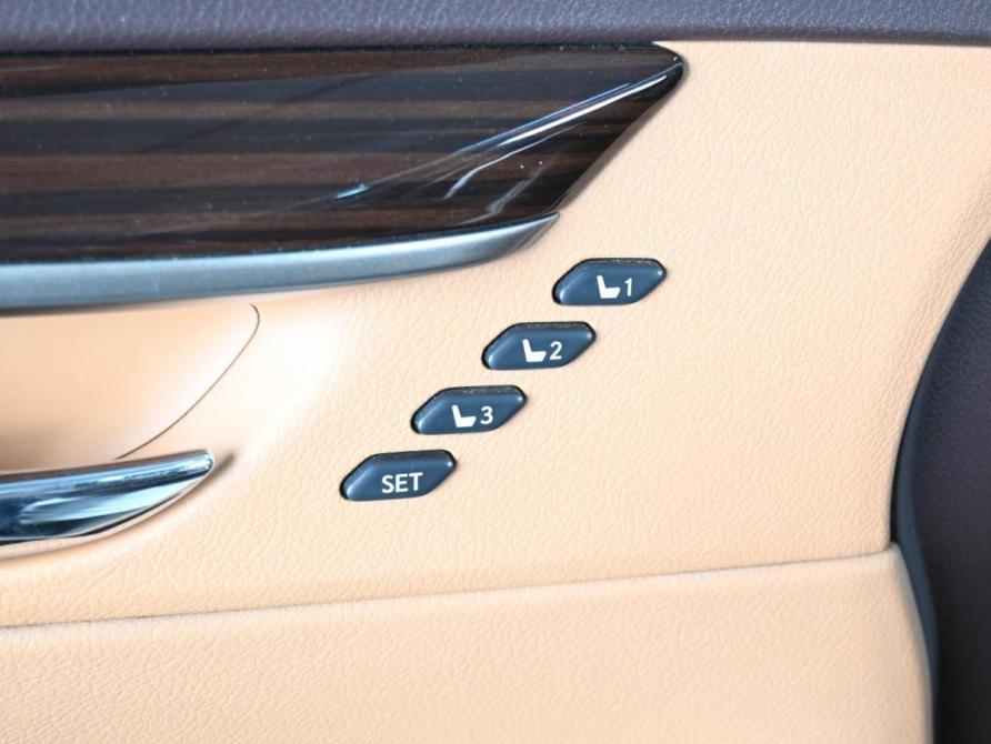 Lexus ES VI Рестайлинг Ростов-на-Дону  - изображение 20