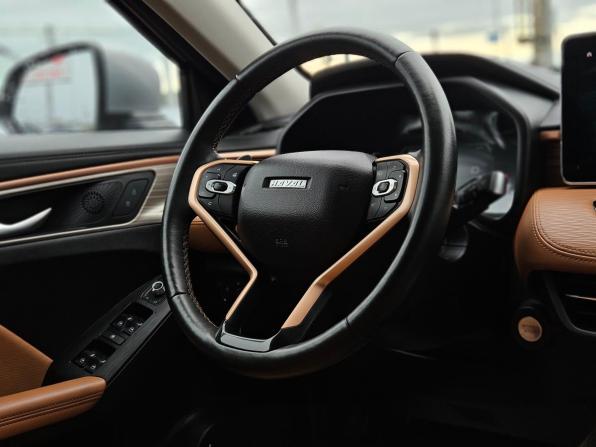 Haval Jolion I с пробегом 2022 года, цена 1 740 000 рублей, 71500 км, внедорожник, Автокод Объявления