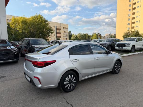 Kia Rio IV с пробегом 2018 года, цена 1 169 999 рублей, 140000 км, седан, Автокод Объявления