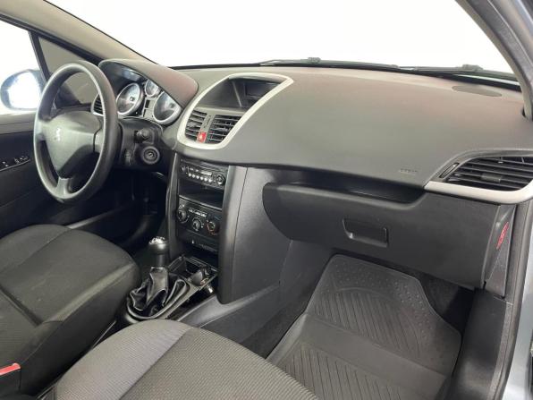 Peugeot 207 I с пробегом 2009 года, цена 340 000 рублей, 240050 км, хэтчбек, Автокод Объявления