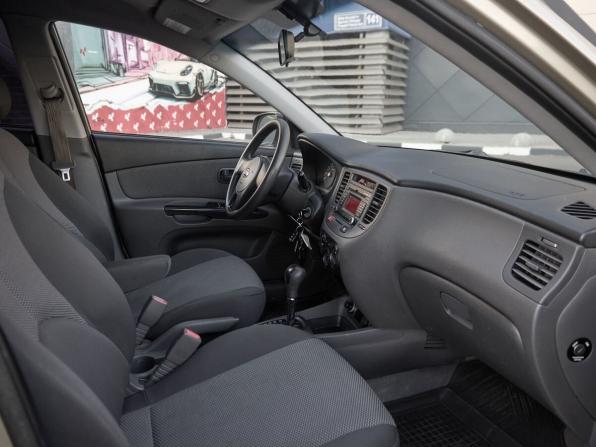 Kia Rio II Рестайлинг с пробегом 2010 года, цена 610 000 рублей, 158288 км, хэтчбек, Автокод Объявления