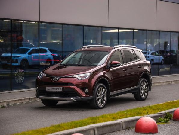 Toyota RAV4 IV (XA40) Рестайлинг с пробегом 2018 года, цена 2 699 777 рублей, 64124 км, внедорожник, Автокод Объявления