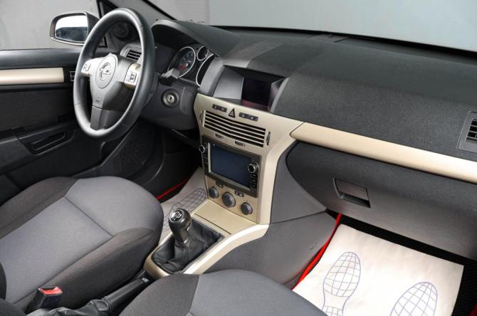 Opel Astra H Рестайлинг с пробегом 2008 года, цена 489 000 рублей, 201800 км, седан, Автокод Объявления