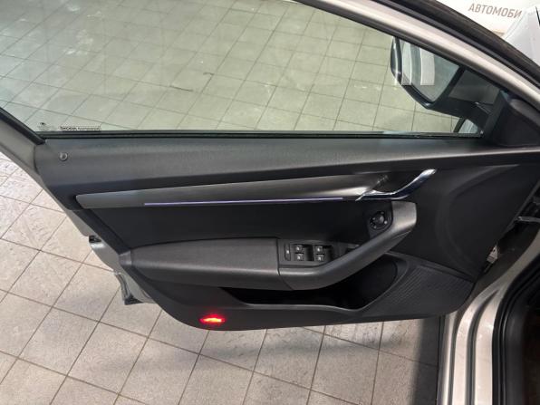 Skoda Octavia III (A7) Рестайлинг с пробегом 2019 года, цена 1 789 000 рублей, 175000 км, лифтбек, Автокод Объявления