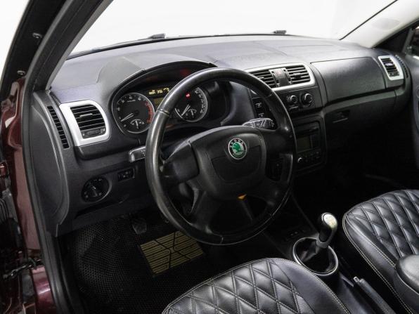 Skoda Fabia II с пробегом 2010 года, цена 715 000 рублей, 80021 км, хэтчбек, Автокод Объявления