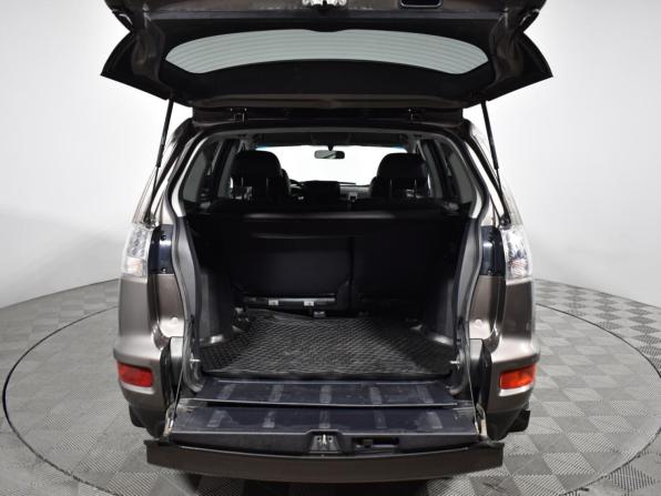 Mitsubishi Outlander II Рестайлинг с пробегом 2011 года, цена 754 000 рублей, 296186 км, внедорожник, Автокод Объявления