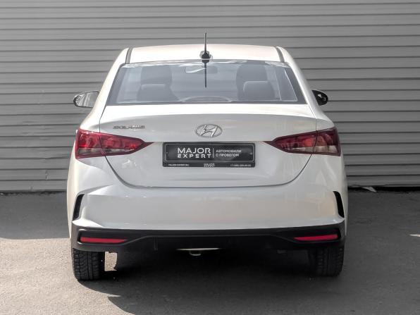 Hyundai Solaris II Рестайлинг с пробегом 2022 года, цена 1 635 000 рублей, 87845 км, седан, Автокод Объявления
