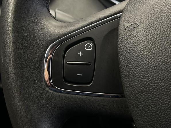 Renault Kaptur I с пробегом 2019 года, цена 1 377 000 рублей, 107146 км, внедорожник, Автокод Объявления