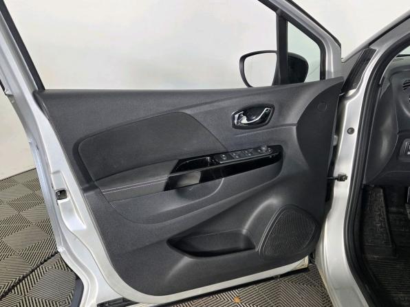 Renault Kaptur I с пробегом 2018 года, цена 1 575 000 рублей, 84050 км, внедорожник, Автокод Объявления