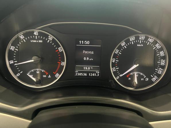 Skoda Octavia II (A5) Рестайлинг с пробегом 2013 года, цена 799 000 рублей, 230536 км, лифтбек, Автокод Объявления