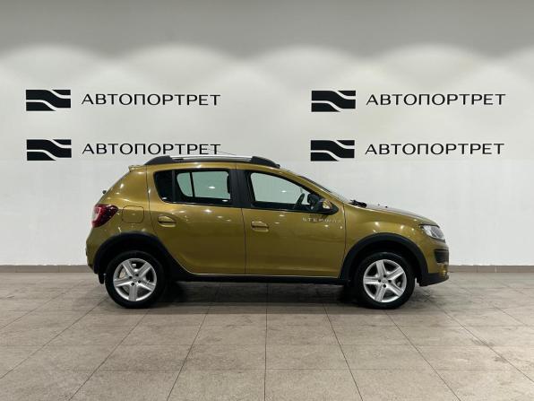 Renault Sandero II с пробегом 2017 года, цена 999 000 рублей, 83692 км, хэтчбек, Автокод Объявления