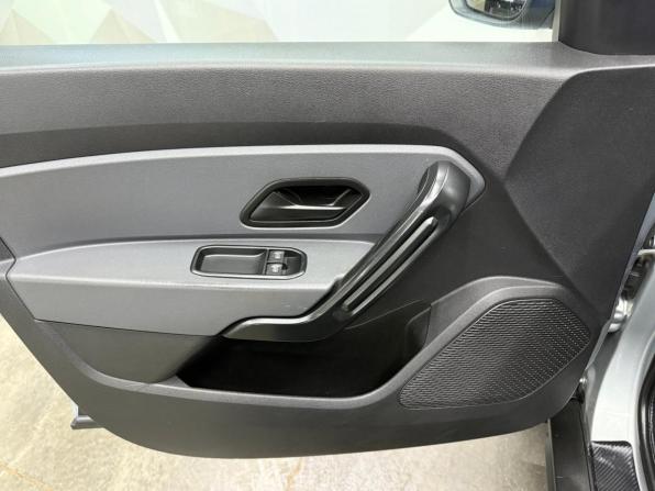 Dacia Duster II с пробегом 2019 года, цена 1 680 000 рублей, 87176 км, внедорожник, Автокод Объявления