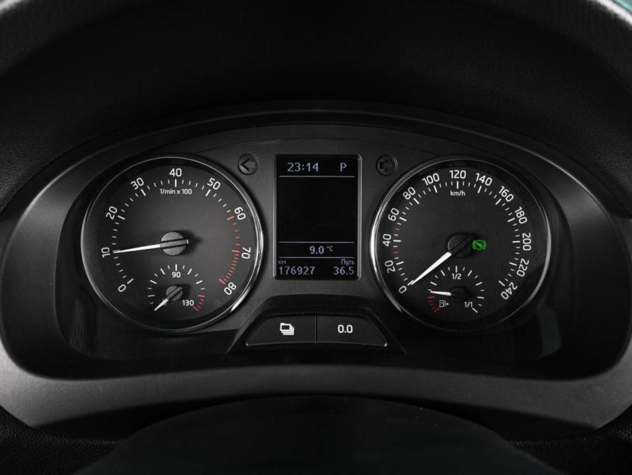 Skoda Rapid I Ростов-на-Дону  - изображение 16