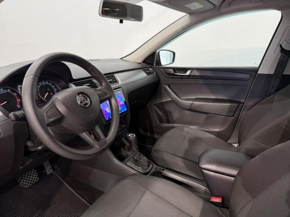 Skoda Rapid I Рестайлинг с пробегом 2019 года, цена 1 120 000 рублей, 170000 км, лифтбек, Автокод Объявления
