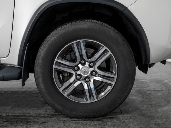 Toyota Fortuner II с пробегом 2018 года, цена 3 300 000 рублей, 212086 км, внедорожник, Автокод Объявления
