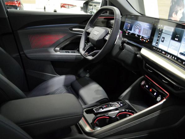 Audi Q5 III (GU) с пробегом 2025 года, цена 6 790 000 рублей, 70 км, внедорожник, Автокод Объявления