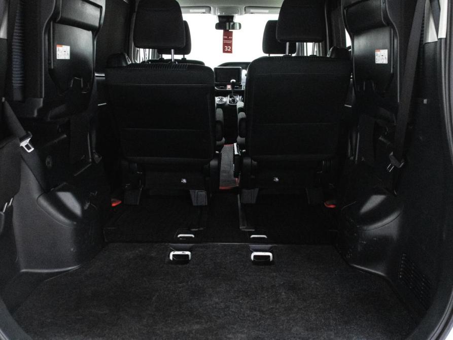 Toyota Noah III (R80) Красноярск  - изображение 27