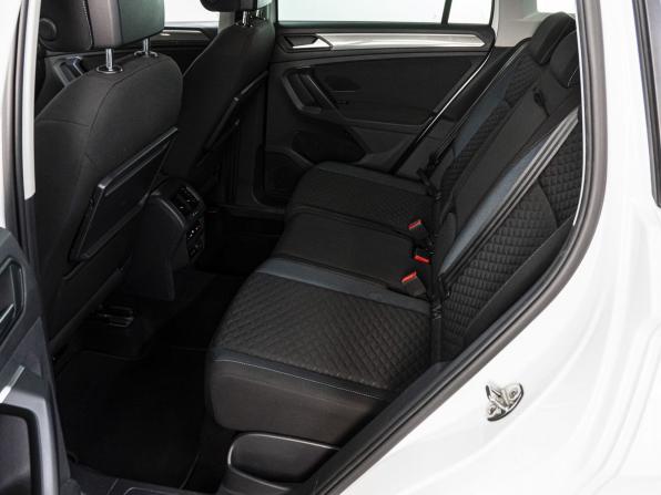 Volkswagen Tiguan II с пробегом 2019 года, цена 2 890 000 рублей, 121740 км, внедорожник, Автокод Объявления