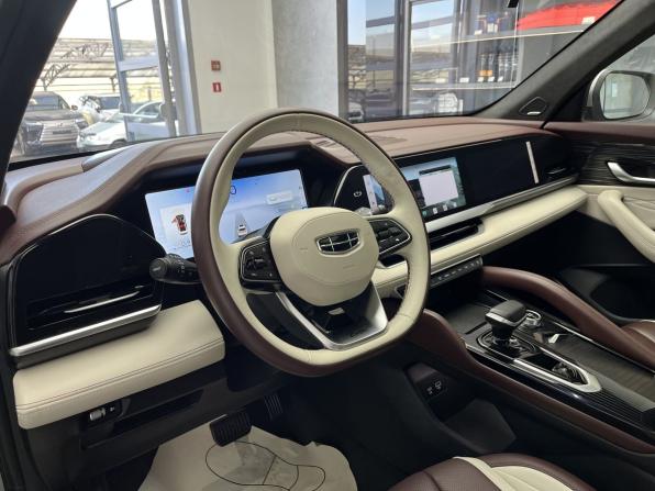 Geely Monjaro I с пробегом 2022 года, цена 3 050 000 рублей, 35641 км, внедорожник, Автокод Объявления