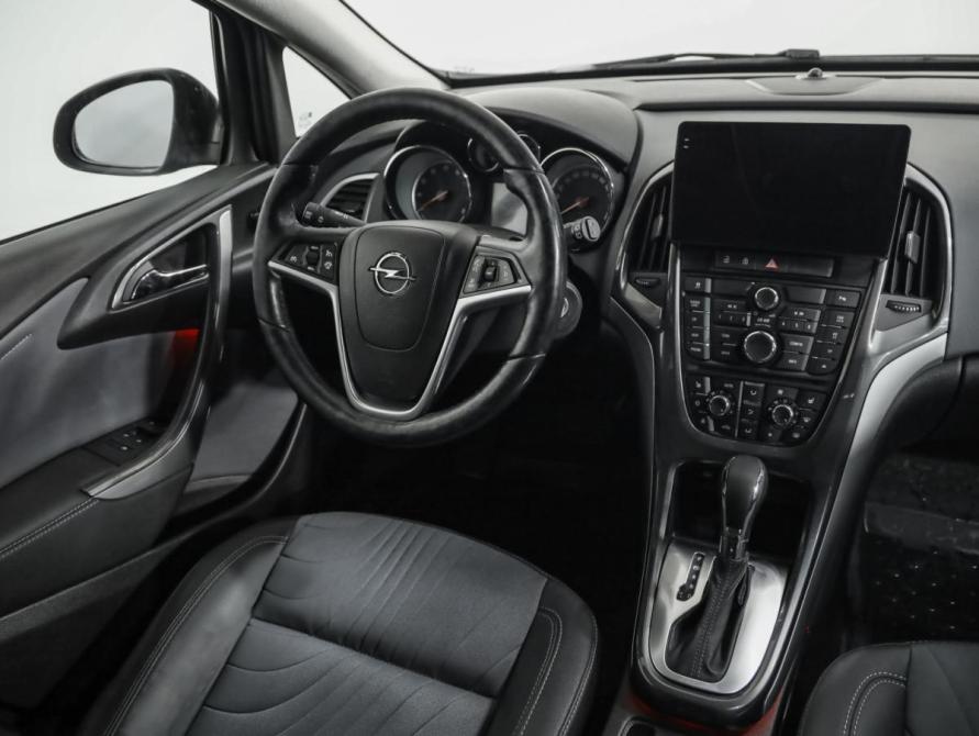 Opel Astra J Рестайлинг Санкт-Петербург  - изображение 9