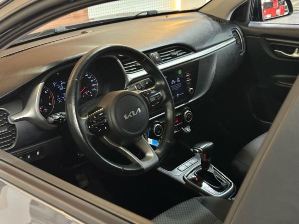 Kia Rio IV Рестайлинг с пробегом 2021 года, цена 1 659 000 рублей, 80125 км, седан, Автокод Объявления
