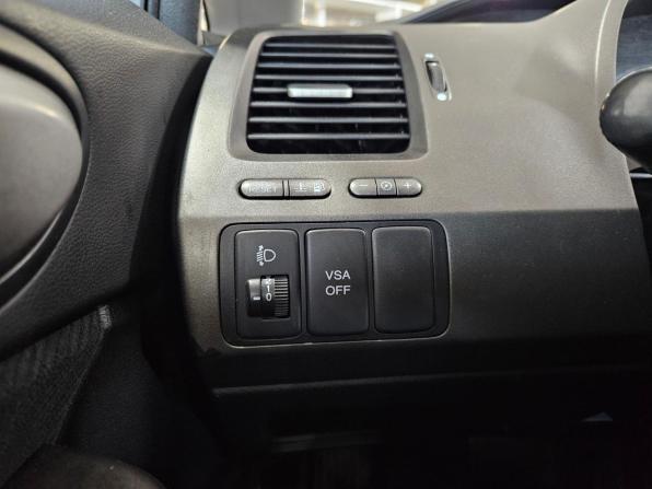 Honda Civic VIII Рестайлинг с пробегом 2009 года, цена 645 000 рублей, 228000 км, седан, Автокод Объявления