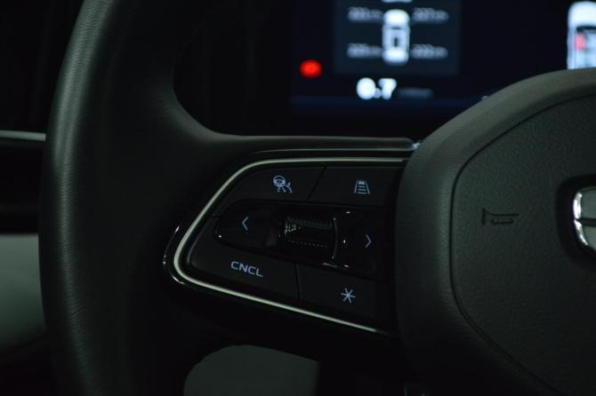 Geely Atlas II с пробегом 2024 года, цена 3 050 000 рублей, 11000 км, внедорожник, Автокод Объявления