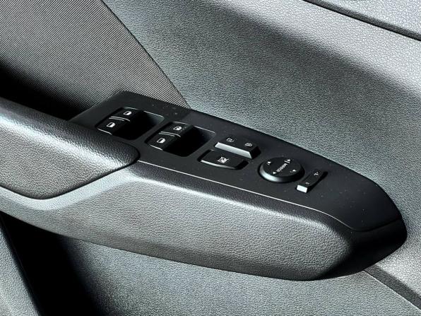 Hyundai Solaris II с пробегом 2018 года, цена 1 280 000 рублей, 103429 км, седан, Автокод Объявления