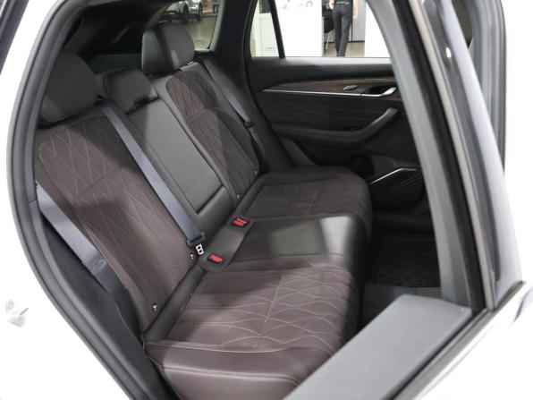 Geely Monjaro I Рестайлинг 2 с пробегом 2025 года, цена 3 599 000 рублей, 27363 км, внедорожник, Автокод Объявления