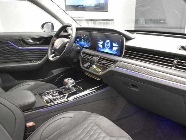 Hongqi HS5 I с пробегом 2023 года, цена 2 625 000 рублей, 42712 км, внедорожник, Автокод Объявления