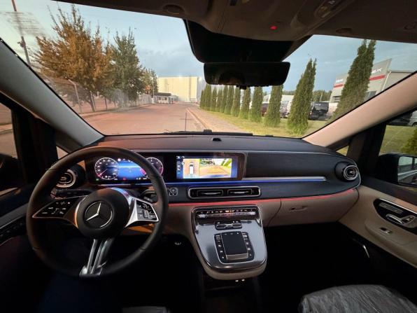 Mercedes-Benz V-Класс III (W447) Рестайлинг 2 с пробегом 2026 года, цена 15 200 000 рублей, 25 км, минивэн, Автокод Объявления