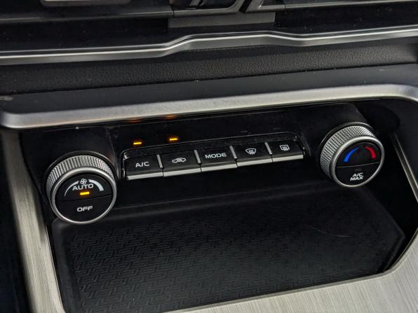 Geely Coolray I с пробегом 2023 года, цена 1 650 000 рублей, 121193 км, внедорожник, Автокод Объявления