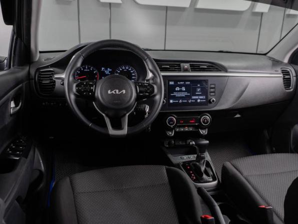 Kia Rio IV Рестайлинг с пробегом 2022 года, цена 1 559 000 рублей, 137214 км, седан, Автокод Объявления