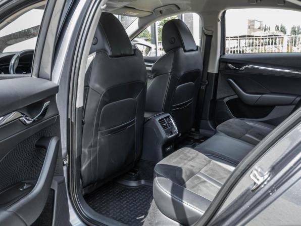 Skoda Octavia IV (A8) с пробегом 2021 года, цена 2 590 000 рублей, 134466 км, лифтбек, Автокод Объявления