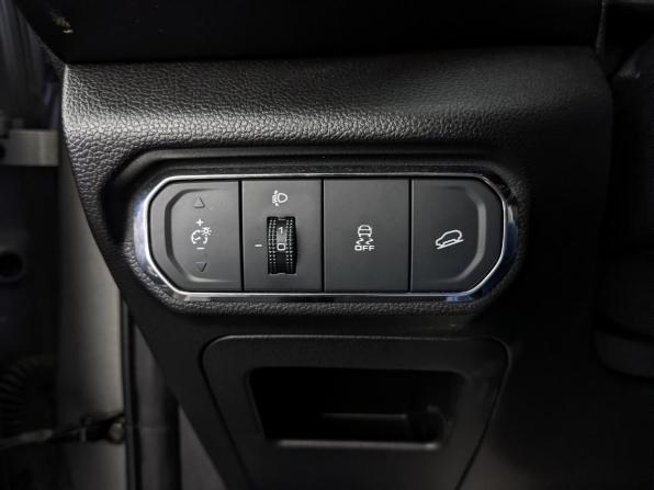 Haval Jolion I с пробегом 2022 года, цена 1 650 000 рублей, 99248 км, внедорожник, Автокод Объявления