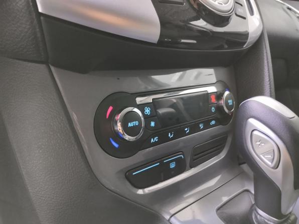 Ford Focus III с пробегом 2012 года, цена 750 000 рублей, 79426 км, хэтчбек, Автокод Объявления