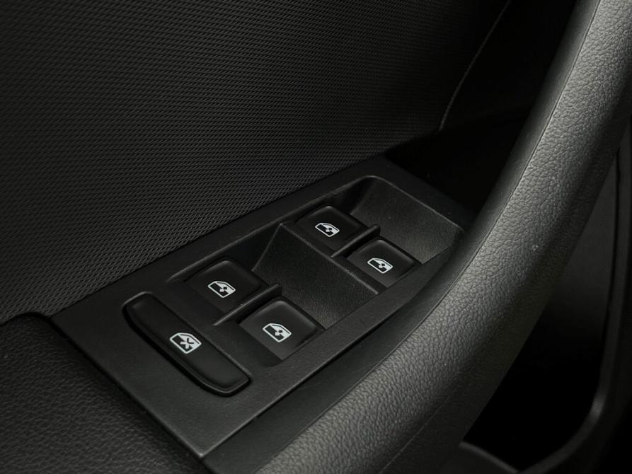 Volkswagen Polo VI Санкт-Петербург  - изображение 19