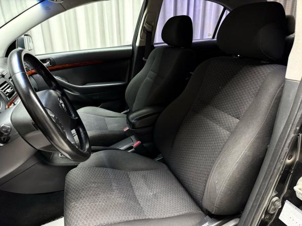 Toyota Avensis II с пробегом 2005 года, цена 589 000 рублей, 304195 км, седан, Автокод Объявления