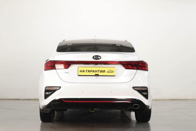 Kia Cerato IV Рестайлинг с пробегом 2021 года, цена 1 499 000 рублей, 265300 км, седан, Автокод Объявления