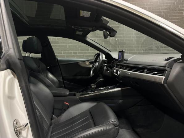 Audi A5 II (F5) с пробегом 2017 года, цена 2 800 000 рублей, 158925 км, лифтбек, Автокод Объявления