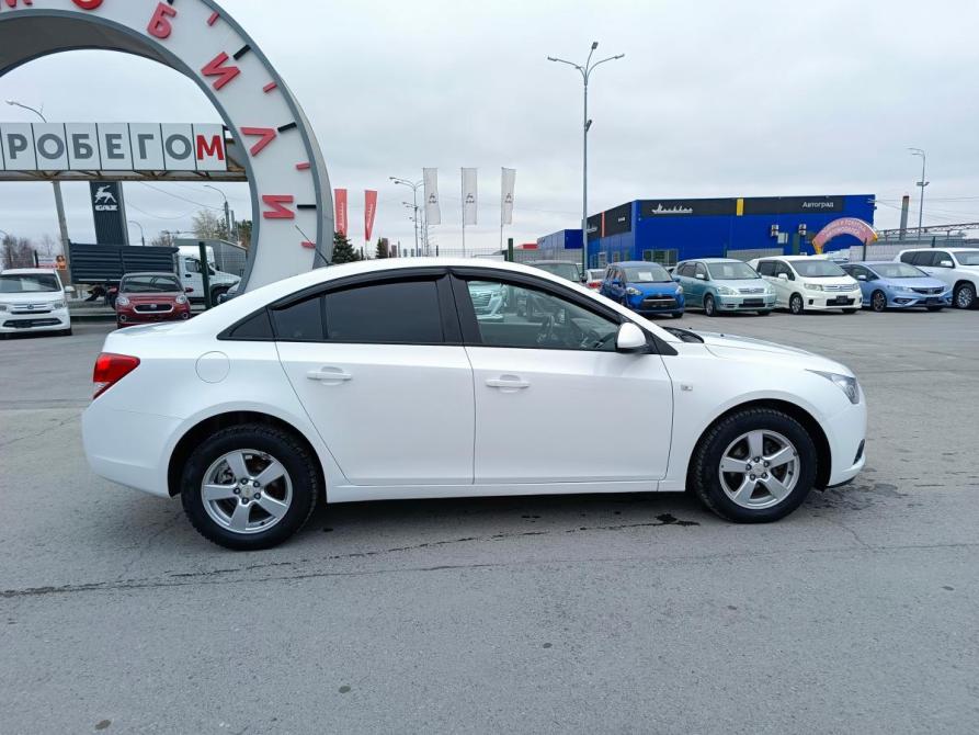 Chevrolet Cruze I Рестайлинг Тюмень  - изображение 8